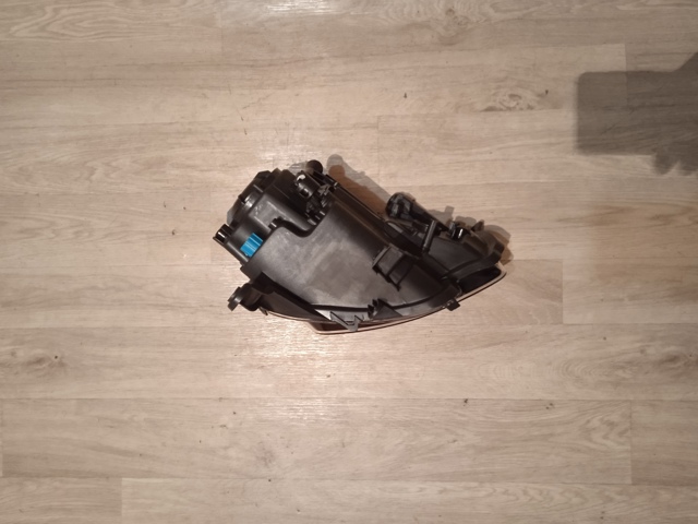 Reflektor lewy TYC 209508001N cena, od 139,53 USD