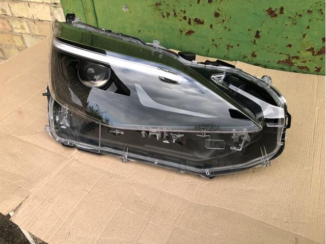  Reflektor prawy Toyota Yaris 