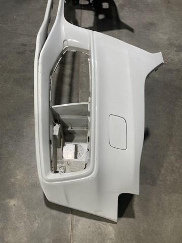 Zderzak przedni VAG 8K0807065EGRU cena, od 706,46 USD