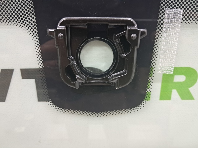 Szyba przednia 51317258063 BMW