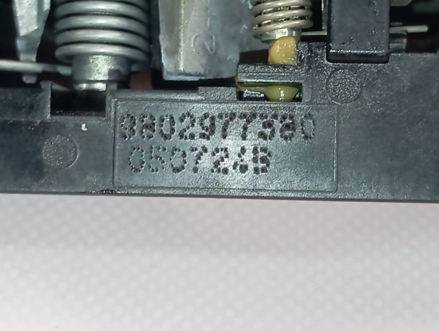 Pałąk zewnętrznej klamki drzwi tylnych lewych Fiat/Alfa/Lancia 9802977380 cena, od 34,05 USD