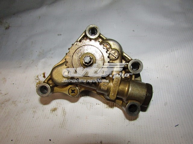 Do koszyka 150101KT0B Nissan/Infiniti Pompa oleju