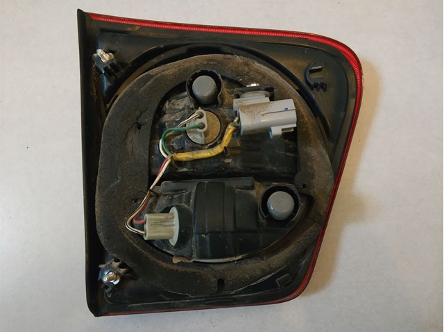 Lampa zespolona tylna prawa wewnętrzna 815800C030 Toyota