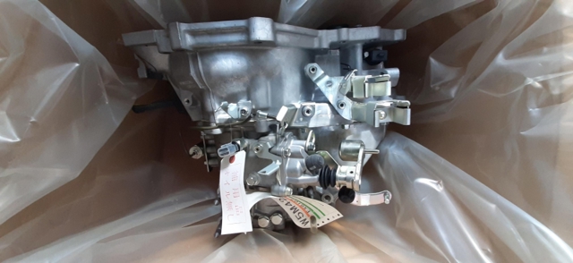 Mechaniczna skrzynia biegów w komplecie Mitsubishi Outlander I