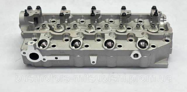 Do koszyka MR984455 Mitsubishi Głowica cylindrów