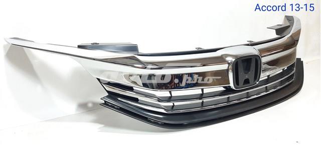 Atrapa chłodnicy Honda 71121T2FA51 cena, od 72,93 USD