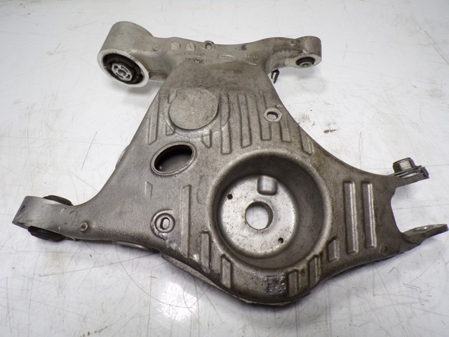 Do koszyka LR098944 Land Rover Wahacz zawieszenia tylnego dolny lewy