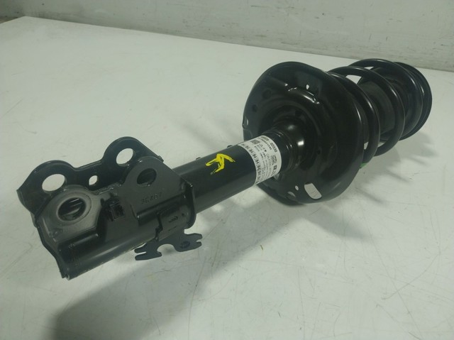 Amortyzator przedni lewy Toyota 485200D530 cena, od 153,23 USD