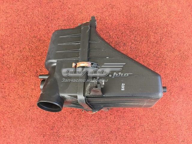 Obudowa filtra powietrza Suzuki 1370065J00