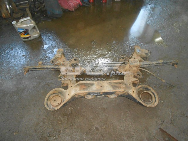 Do koszyka Korpus osi tylnej Mitsubishi Pajero III 