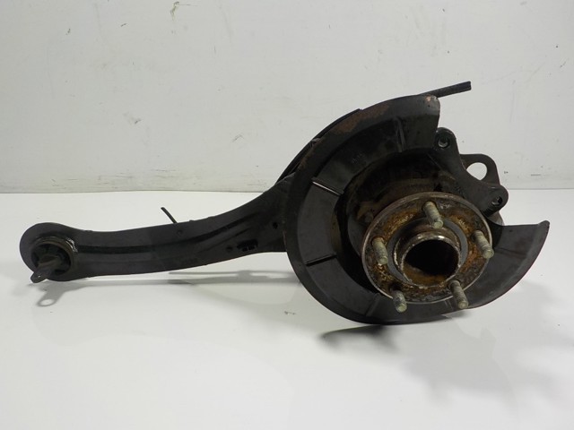 Czop (zwortnica) tylny lewy Ford BV615A969BF cena, od 161,74 USD