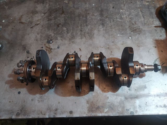 Wał korbowy silnika KIA Sportage I