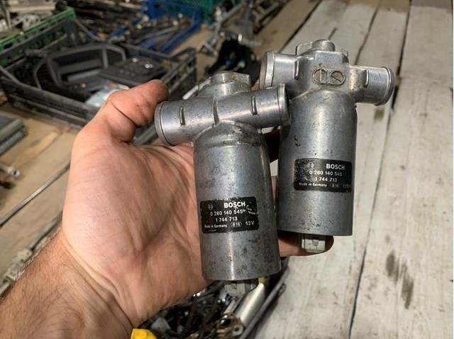 Regulator biegu jałowego BMW 1744713 cena, od 96,55 USD