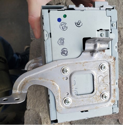 Do koszyka Radioodtwarzacz (radio AM/FM) Mitsubishi Outlander II XL CWW