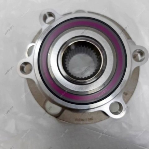 TK483304XB Mazda Piasta przednia