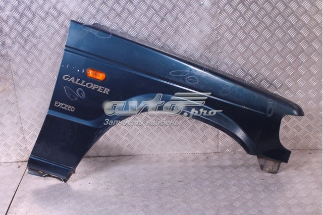 Błotnik przedni prawy do Hyundai Galloper  JK