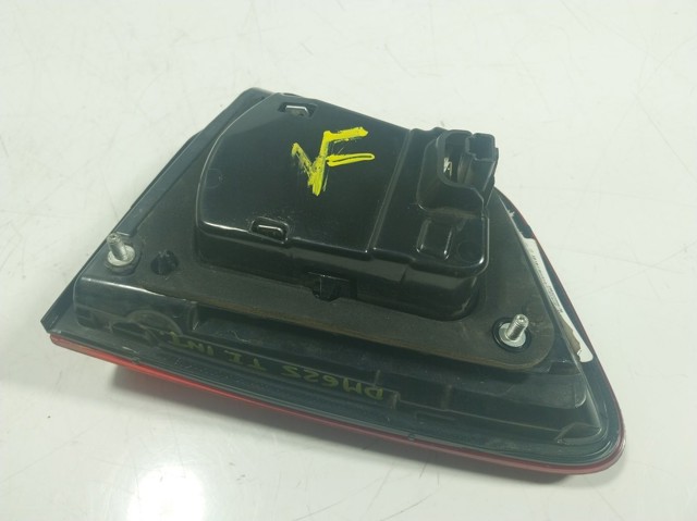 Lampa zespolona tylna lewa wewnętrzna Renault (RVI) 265553530R