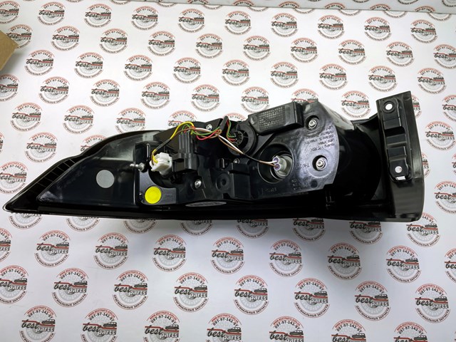 LR037711 Land Rover Lampa zespolona tylna lewa