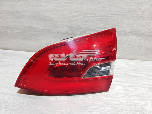 9678098080 Peugeot/Citroen Lampa zespolona tylna lewa wewnętrzna