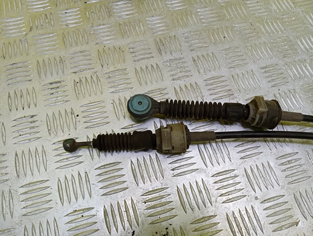 A4472601351 Mercedes Linka dźwigni zmiany biegów podwójna