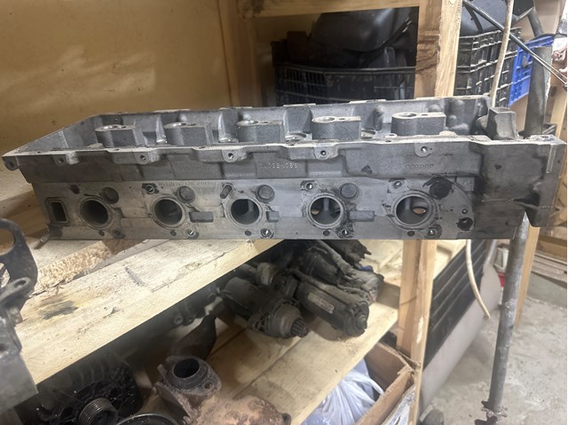 Głowica cylindrów Mercedes 6120102320 cena, od 147,29 USD