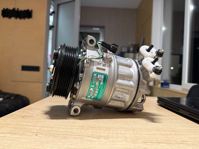 Sprężarka klimatyzacji Ford 1684906 cena, od 182,90 USD