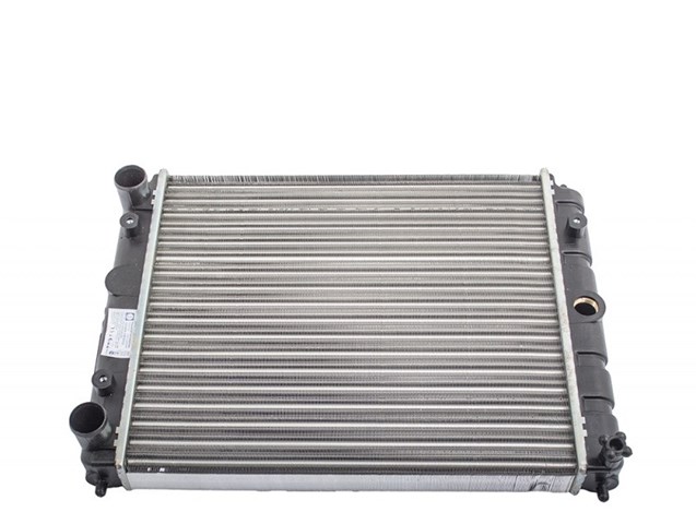 Do koszyka Chłodnica silnika ЗАЗ TAVRIA 1102 