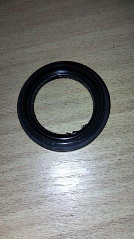 Listwa ochronna drzwi tylnych lewych górna Suzuki 2743168L00 cena, od 9,96 USD