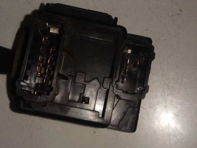 Przełącznik zespolony lewy Renault (RVI) 5010589561 cena, od 83,43 USD
