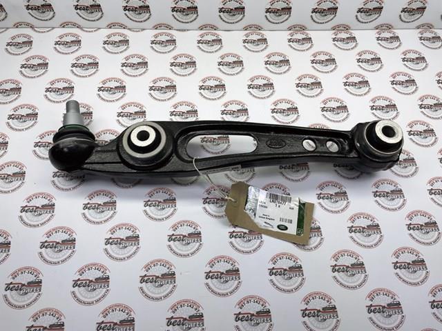 Wahacz zawieszenia przedniego dolny prawy LR078477 Land Rover