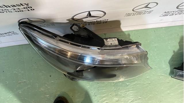 Reflektor prawy A4479065900 Mercedes
