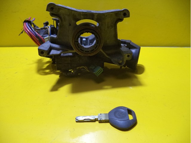 Stacyjka zapłonowa BMW 1095824 cena, od 44,07 USD