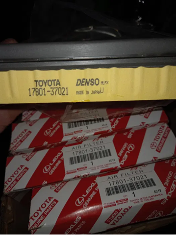 1780137021 Toyota Filtr powietrza