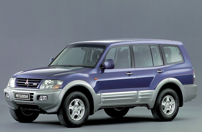 Mitsubishi Pajero (2000 - 2006)