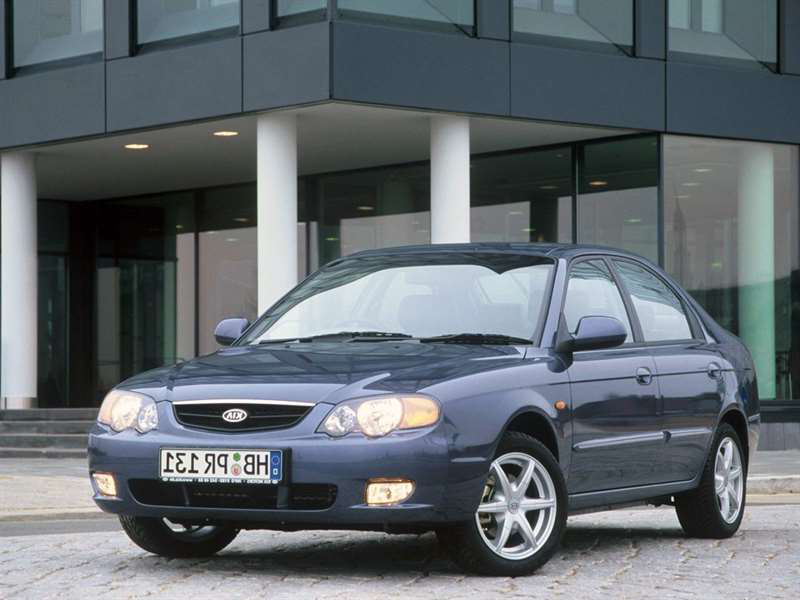 KIA Shuma (2001 - 2004)