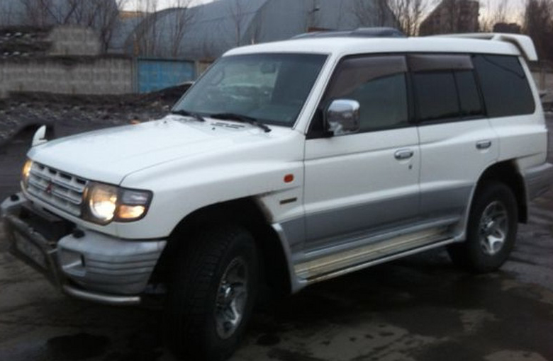 Mitsubishi Pajero (2002 - 2025)