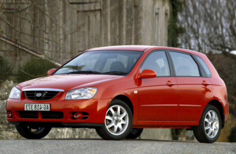 KIA Cerato (2004 - 2007)