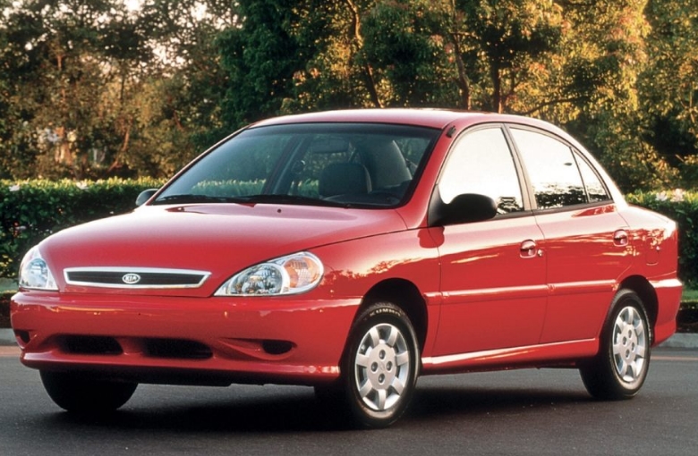 KIA Rio (2000 - 2005)