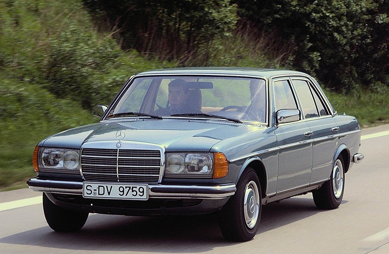 Mercedes E (1976 - 1985)