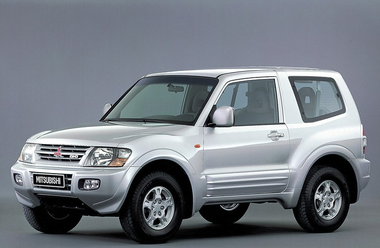 Mitsubishi Pajero (2000 - 2006)