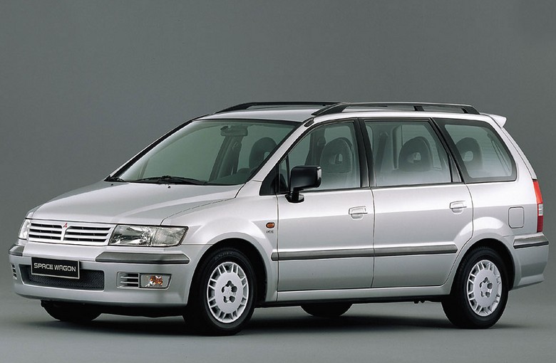 Mitsubishi Space Wagon (1998 - 2004)